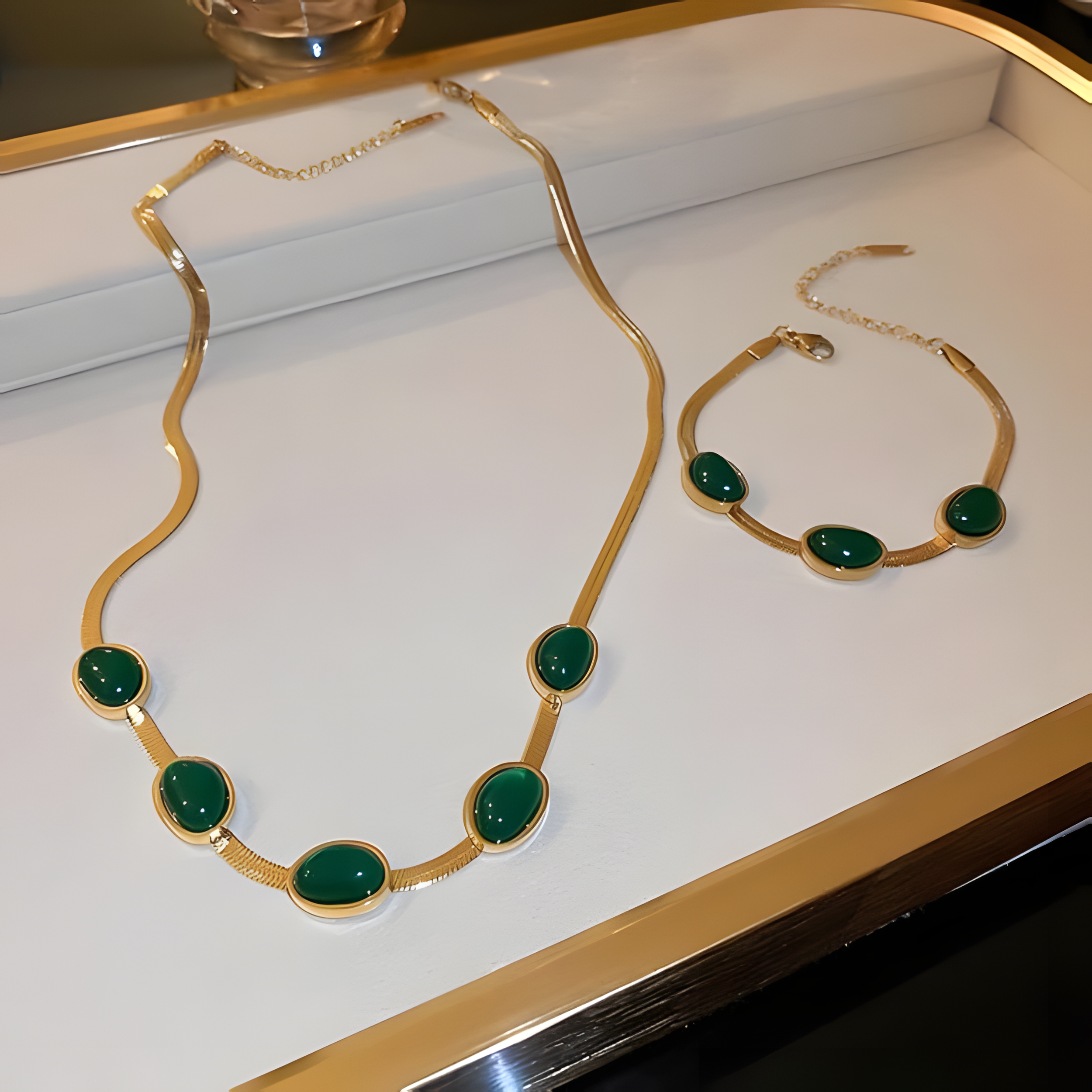 Oval Green Crystal Pendant Necklace Complete Set